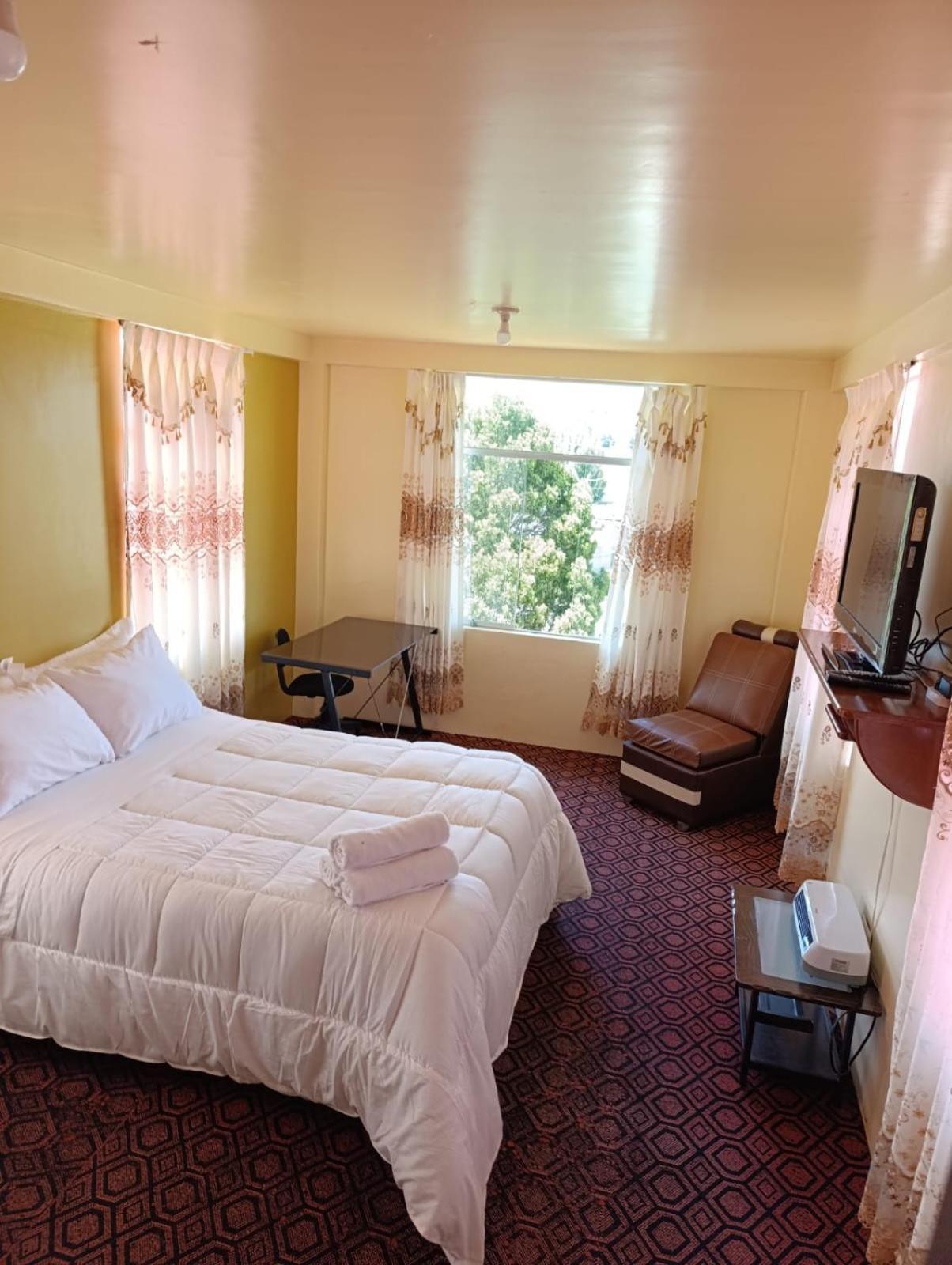 Hotel Summita Yunguyo Luaran gambar